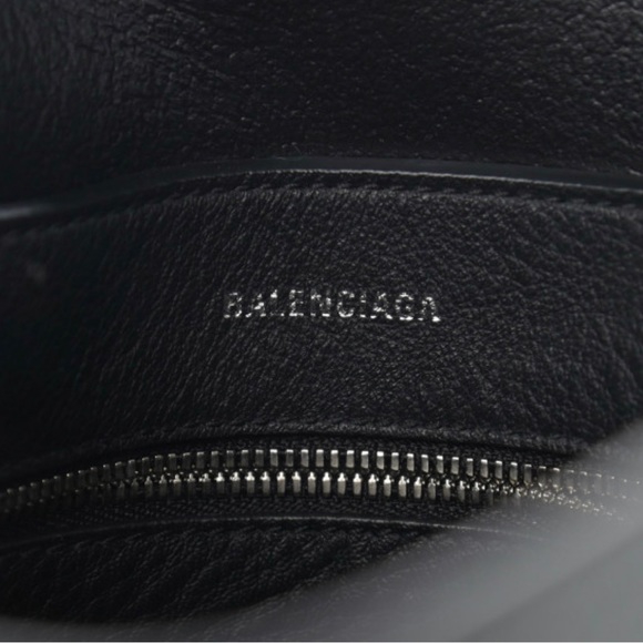 BALENCIAGA Calfskin Logo Tote - Picture 6 of 15